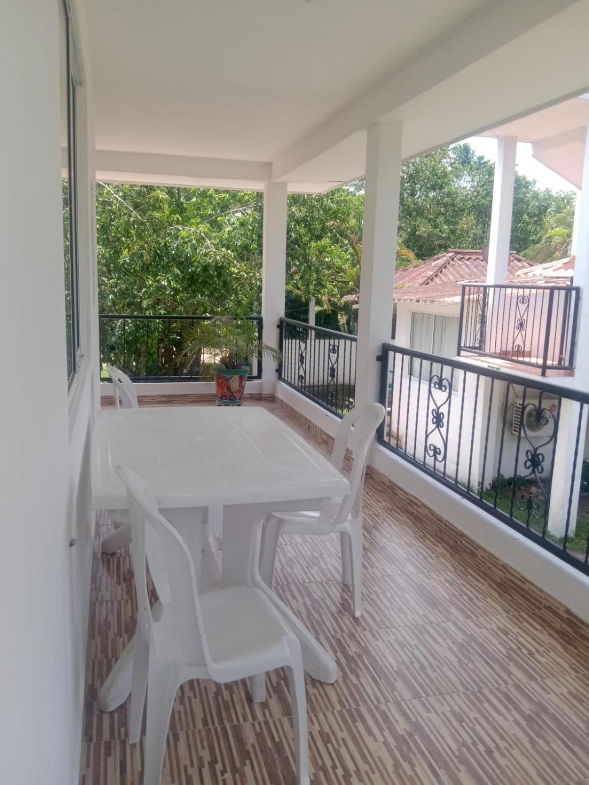 Hotel Campestre Mastranto Granja Campo Alegre ภายนอก รูปภาพ