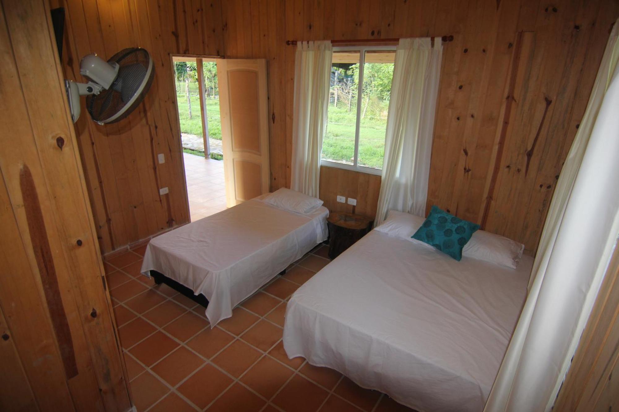 Hotel Campestre Mastranto Granja Campo Alegre ภายนอก รูปภาพ