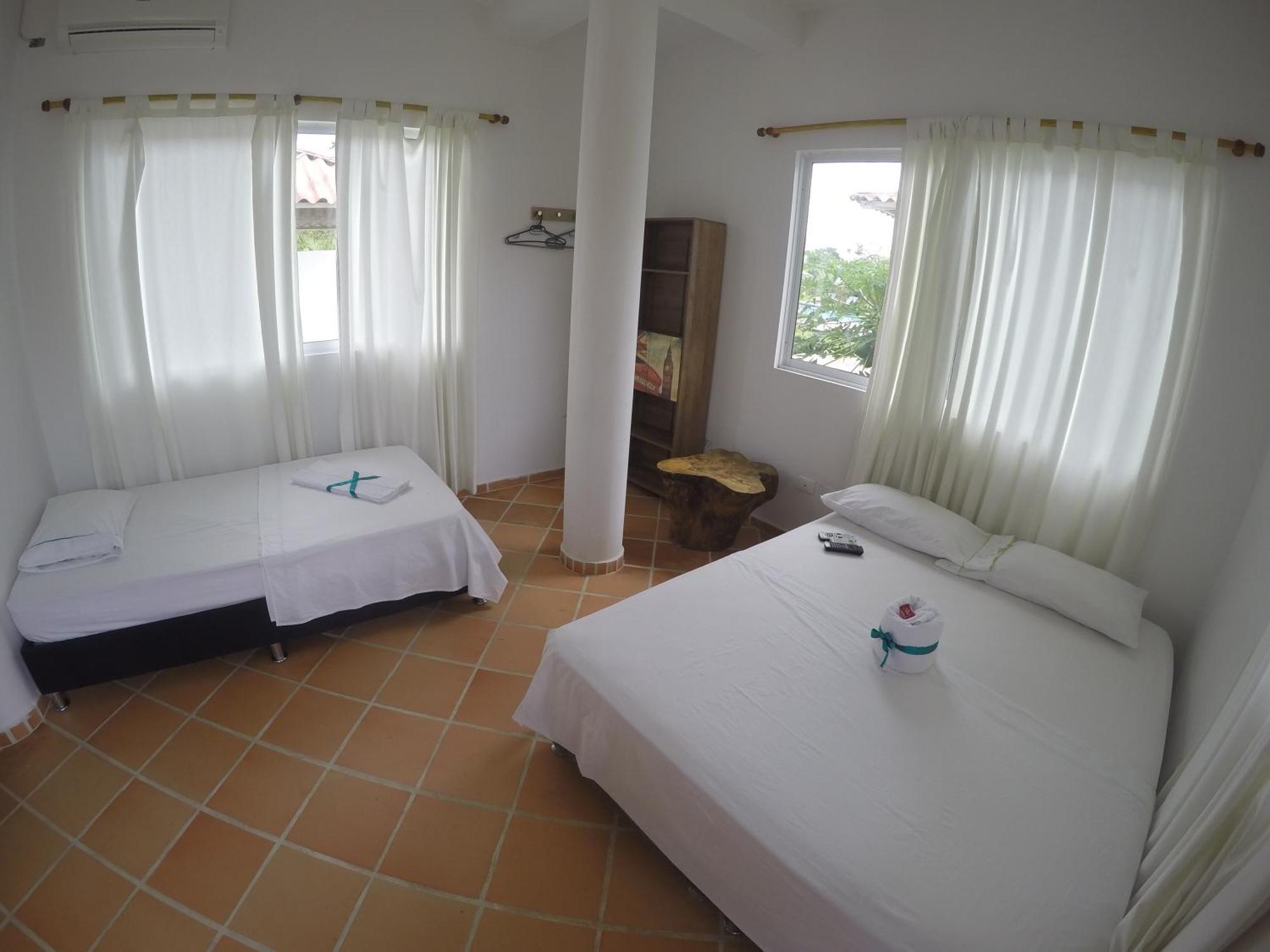 Hotel Campestre Mastranto Granja Campo Alegre ภายนอก รูปภาพ