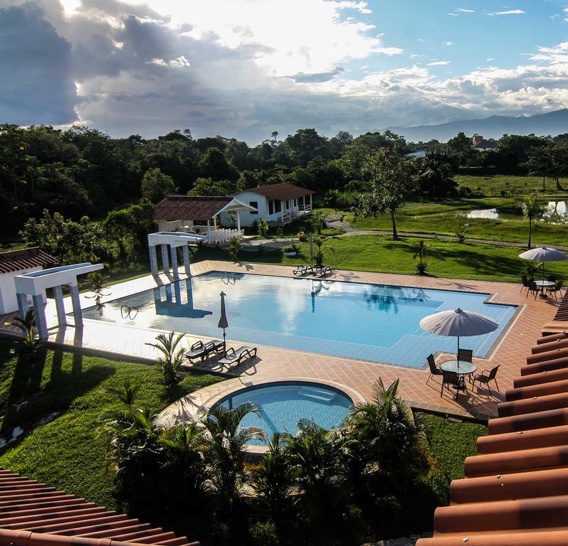 Hotel Campestre Mastranto Granja Campo Alegre ภายนอก รูปภาพ