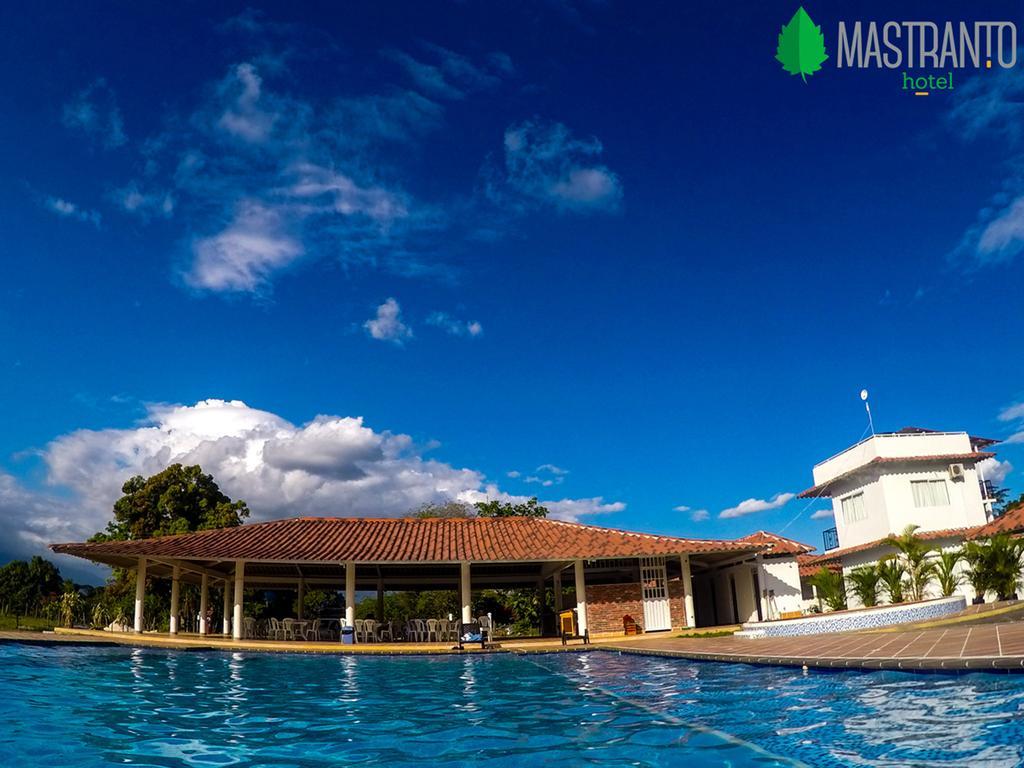 Hotel Campestre Mastranto Granja Campo Alegre ภายนอก รูปภาพ